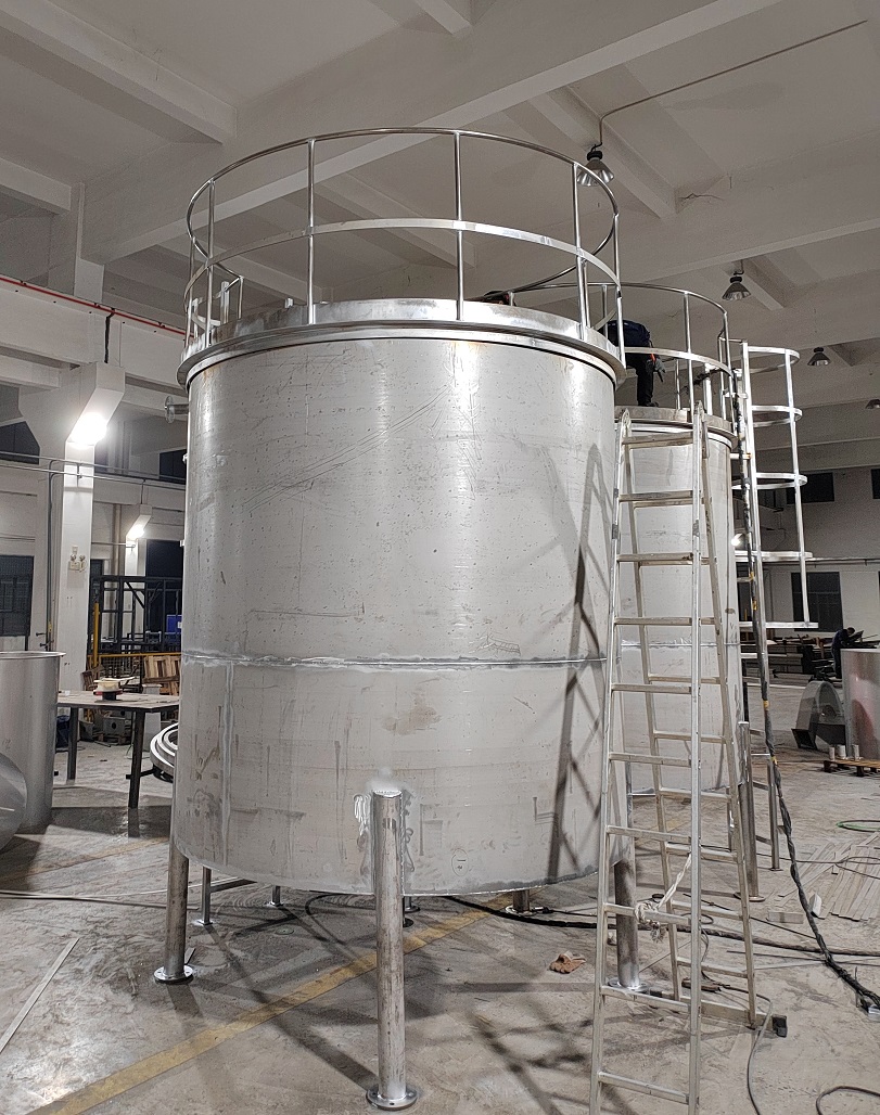 1763024911415966.jpg 雙氧水儲(chǔ)罐.jpg